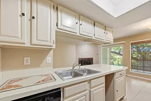 2505 Wedglea Dr, Dallas, TX 75211 - Photo 17