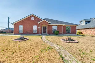 1501 Millbrook Dr, Midlothian, TX 76065 - Photo 1