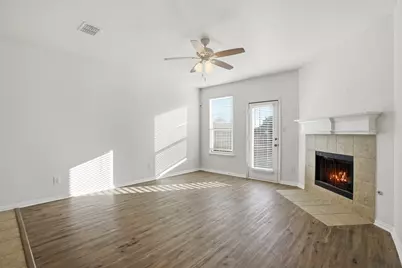 5860 Barrier Reef Drive, Fort Worth, TX 76179 - Photo 9