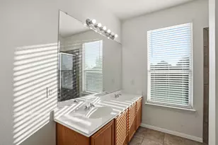 5860 Barrier Reef Dr, Fort Worth, TX 76179 - Photo 7