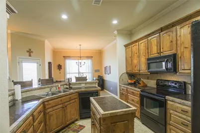818 N Tejas Drive, Sanger, TX 76266 - Photo 9
