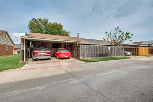 82 E Mountain Creek Dr E, Grand Prairie, TX 75052 - Photo 25