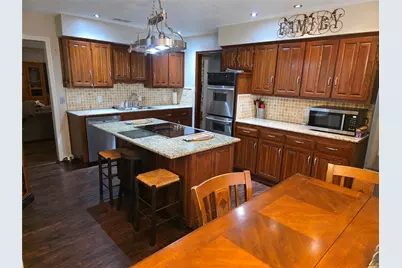 2008 Iron Horse Court, Arlington, TX 76017 - Photo 11