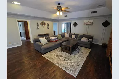 2008 Iron Horse Court, Arlington, TX 76017 - Photo 9