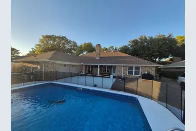 2008 Iron Horse Court, Arlington, TX 76017 - Photo 5