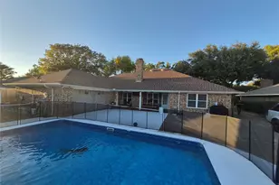 2008 Iron Horse Ct, Arlington, TX 76017 - Photo 5