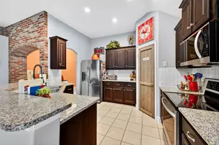 289 Hilltop Dr, Justin, TX 76247 - Photo 11