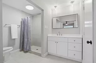 2217 Honey Creek Ln, Arlington, TX 76006 - Photo 13