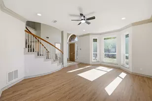 2705 Redstone Dr, Arlington, TX 76001 - Photo 7