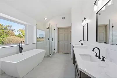 2705 Redstone Drive, Arlington, TX 76001 - Photo 3