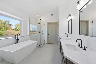 2705 Redstone Dr, Arlington, TX 76001 - Photo 3