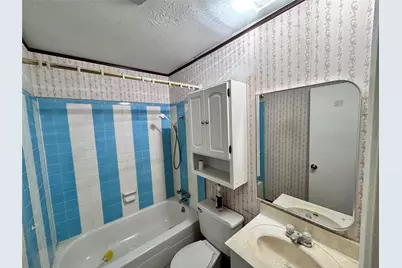 705 Edelweiss Drive, Grand Prairie, TX 75052 - Photo 11