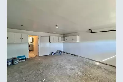 705 Edelweiss Drive, Grand Prairie, TX 75052 - Photo 7