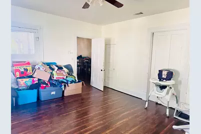 735 N Robinson Street, Cleburne, TX 76031 - Photo 11