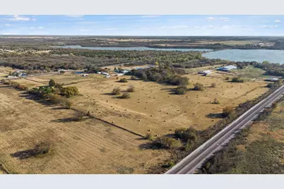 7773 Us-377 Highway, Collinsville, TX 76233 - Photo 15