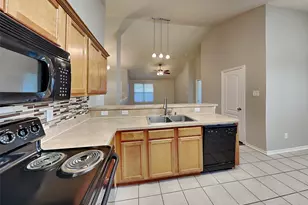 8921 Highland Orchard Dr, Fort Worth, TX 76179 - Photo 5