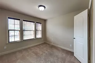 5860 Burgundy Rose Dr, Fort Worth, TX 76123 - Photo 11