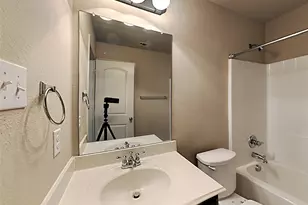 5860 Burgundy Rose Dr, Fort Worth, TX 76123 - Photo 13