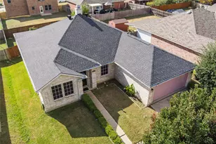 2023 Cap Rock Ln, Grand Prairie, TX 75052 - Photo 27
