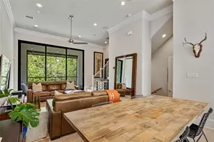 2157 Wenge Ln, Dallas, TX 75219 - Photo 5