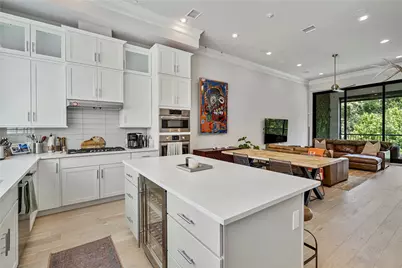 2157 Wenge Lane, Dallas, TX 75219 - Photo 3