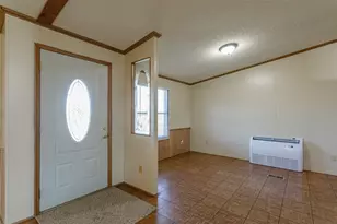 907 Neptune Dr, Granbury, TX 76049 - Photo 5