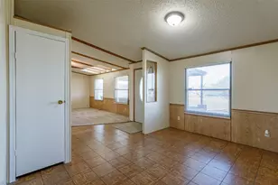 907 Neptune Dr, Granbury, TX 76049 - Photo 13
