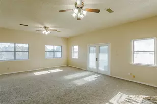 907 Neptune Dr, Granbury, TX 76049 - Photo 21