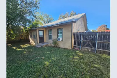 2104 Avenue E, Brownwood, TX 76801 - Photo 19