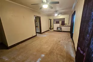 2104 Avenue E, Brownwood, TX 76801 - Photo 7