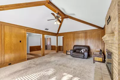 609 Kingsbridge Drive, Garland, TX 75040 - Photo 9