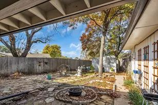 609 Kingsbridge Dr, Garland, TX 75040 - Photo 27