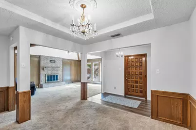 609 Kingsbridge Drive, Garland, TX 75040 - Photo 11