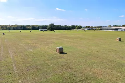 000 Friendship Road, Pilot Point, TX 76258 - Photo 19