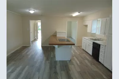 871 Magnolia Lane, Lancaster, TX 75146 - Photo 3