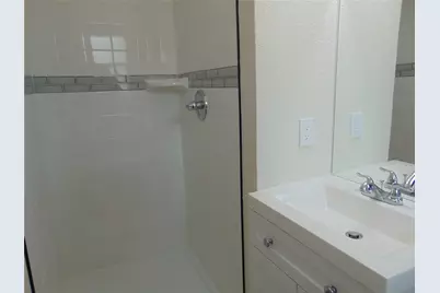 871 Magnolia Lane, Lancaster, TX 75146 - Photo 21