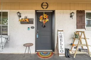 104 Sherry Lynn Dr, China Spring, TX 76633 - Photo 5