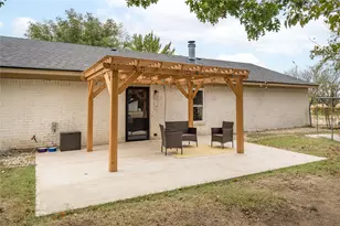 104 Sherry Lynn Dr, China Spring, TX 76633 - Photo 27