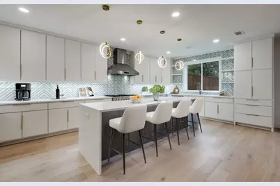 1018 Grandview Avenue, Dallas, TX 75223 - Photo 11