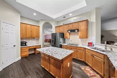 1825 Walters Drive, Plano, TX 75023 - Photo 11