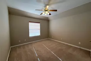 532 Silver Maple Dr, Irving, TX 75063 - Photo 31