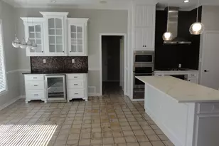 848 S Havenwood Ln S, Fort Worth, TX 76112 - Photo 9