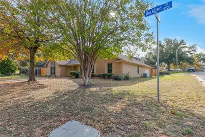 6402 Rockland Drive, Arlington, TX 76016 - Photo 3