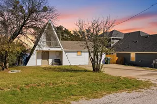 2707 Austin Dr, Granbury, TX 76048 - Photo 3