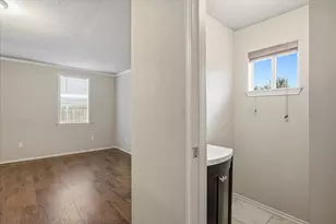 2707 Austin Dr, Granbury, TX 76048 - Photo 13