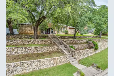 405 Chandler Lake Road, Fort Worth, TX 76103 - Photo 3