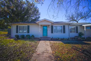 529 Stewart, Jacksboro, TX 76458 - Photo 3