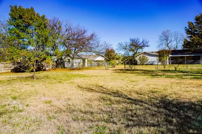 529 Stewart, Jacksboro, TX 76458 - Photo 23