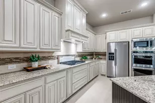 12106 Stacy Cove, Frisco, TX 75033 - Photo 11