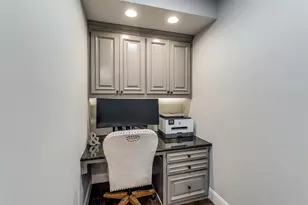6211 W Northwest Hwy, Dallas, TX 75225 - Photo 7